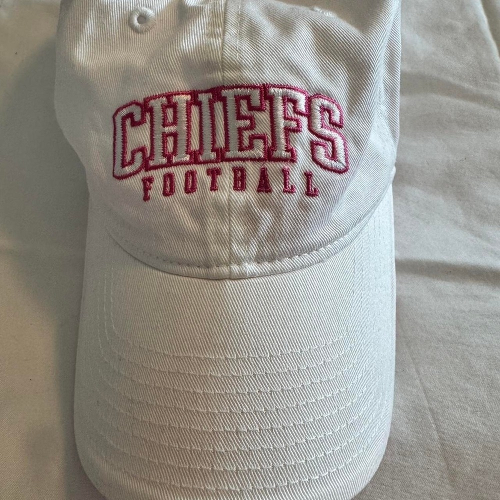 Chiefs ladies hat - Picture 5 of 5